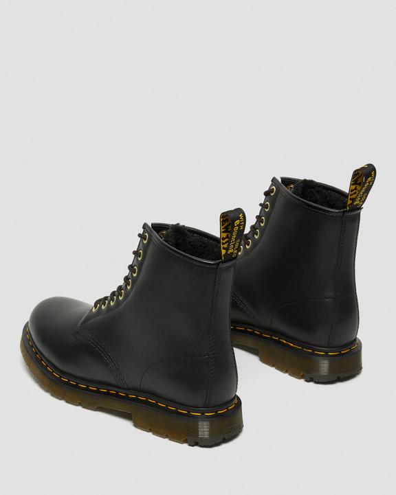 Dr. Martens 1460 DM's Wintergrip Leather Lace Up Boots Czarne | SN-DM84434