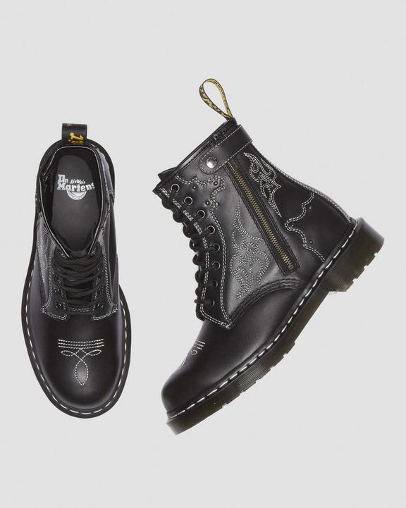 Dr. Martens 1460 Gothic Americana Leather Lace Up Boots Czarne | SN-DM84134