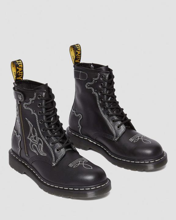 Dr. Martens 1460 Gothic Americana Leather Lace Up Boots Czarne | SN-DM84134