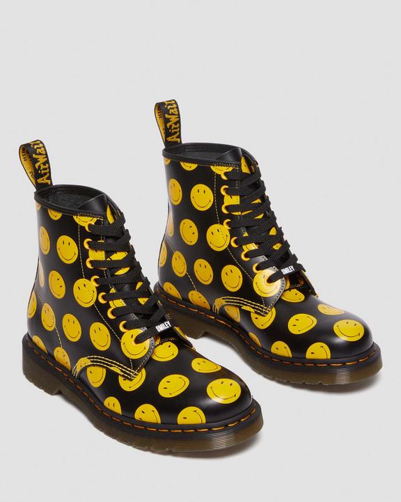 Dr. Martens 1460 Smiley® Smooth Leather Lace Up Boots Czarne | SN-DM84153