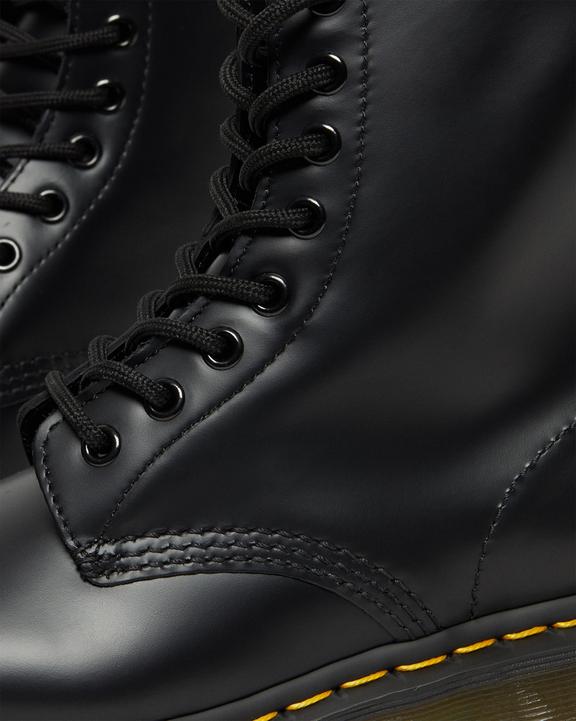 Dr. Martens 1460 Smooth Leather Lace Up Boots Czarne | SN-DM84319