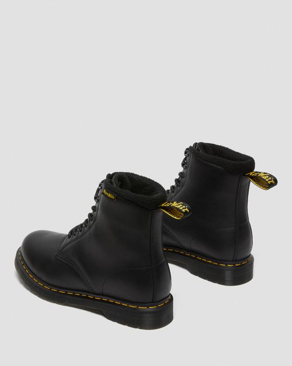 Dr. Martens 1460 Warmwair Leather Lace Up Boots Czarne | SN-DM84429