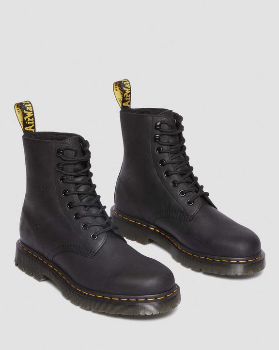 Dr. Martens 1460 Wintergrip Outlaw Leather Lace Up Boots Czarne | SN-DM84268