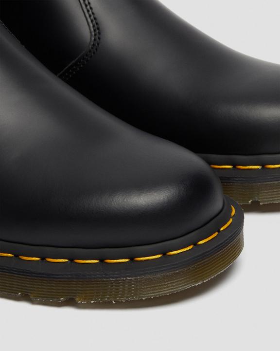 Dr. Martens 2976 Yellow Stitch Smooth Leather Chelsea Boots Czarne | SN-DM84334