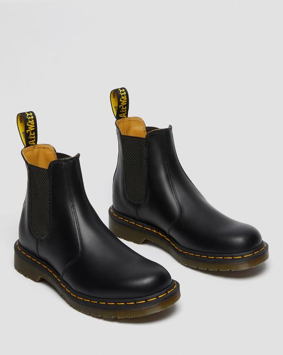 Dr. Martens 2976 Yellow Stitch Smooth Leather Chelsea Boots Czarne | SN-DM84205